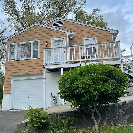 Connecticut Lake House Бриджпорт Екстериор снимка